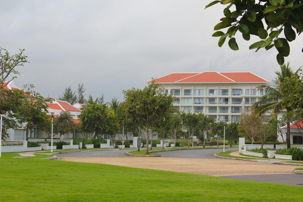 Ocean Apartment With Garden Дананг Номер фото